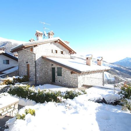 Residenza Borgo Antico Villa ปาราติโค ภายนอก รูปภาพ