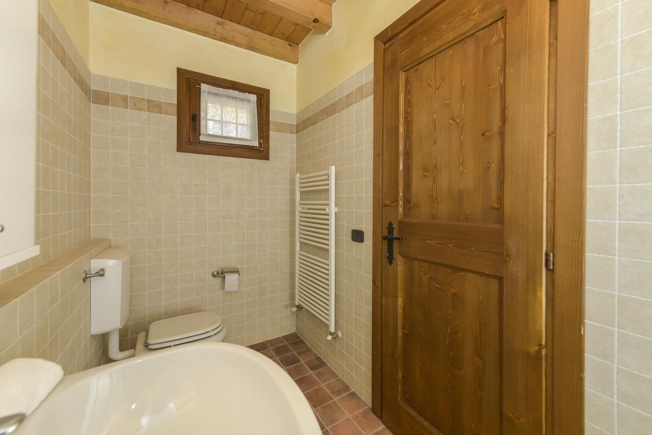 Residenza Borgo Antico Villa ปาราติโค ภายนอก รูปภาพ