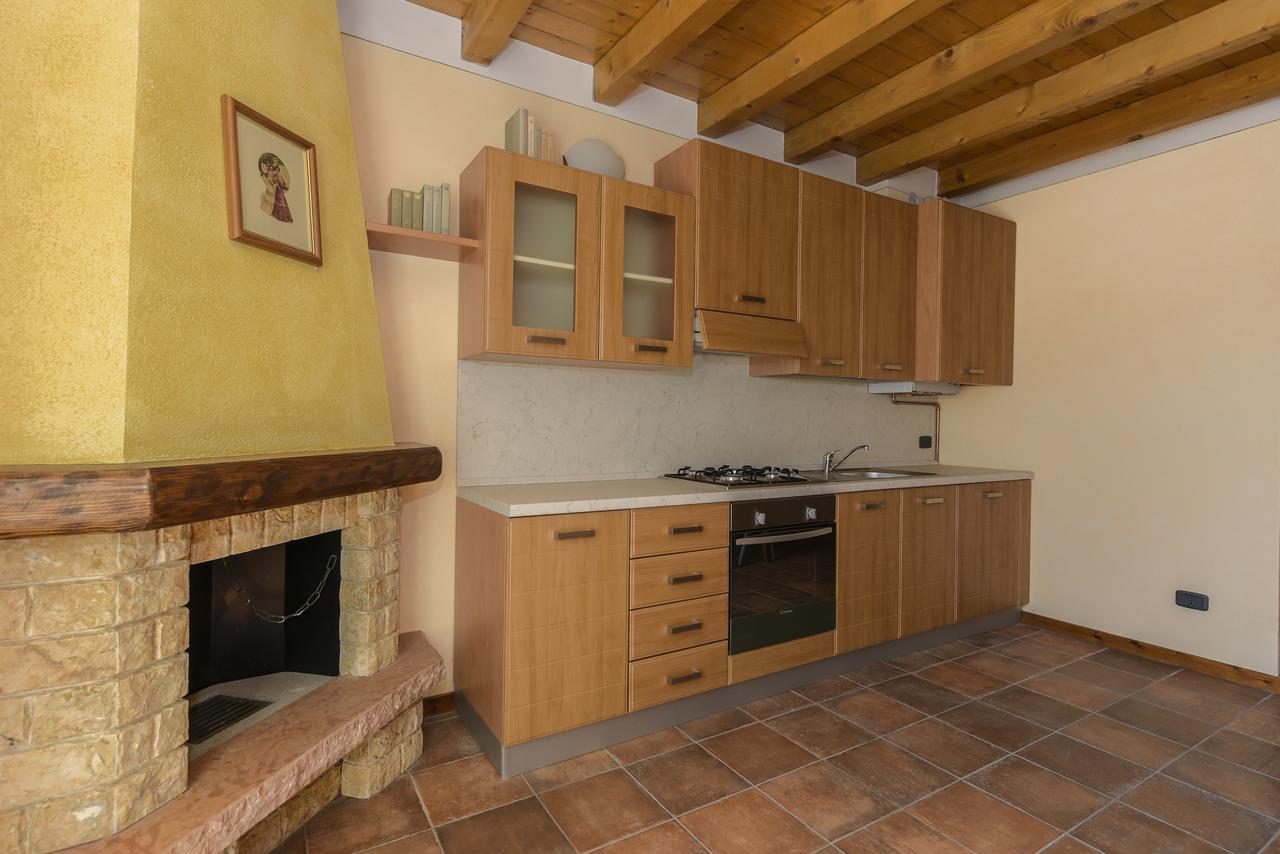 Residenza Borgo Antico Villa ปาราติโค ภายนอก รูปภาพ
