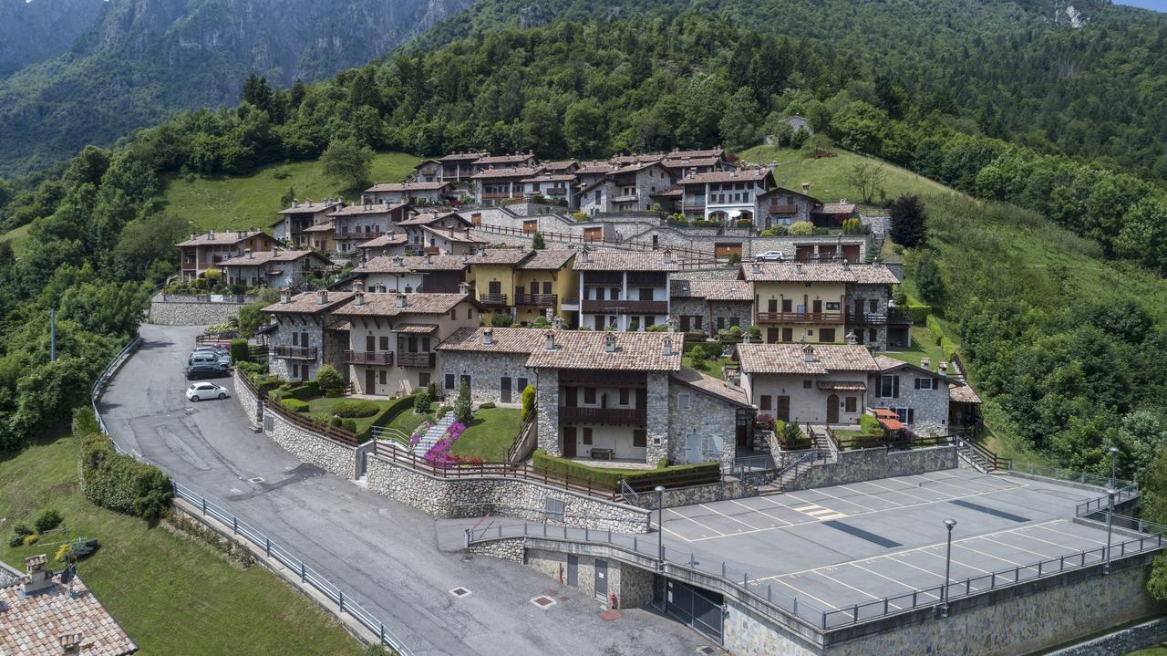 Residenza Borgo Antico Villa ปาราติโค ภายนอก รูปภาพ