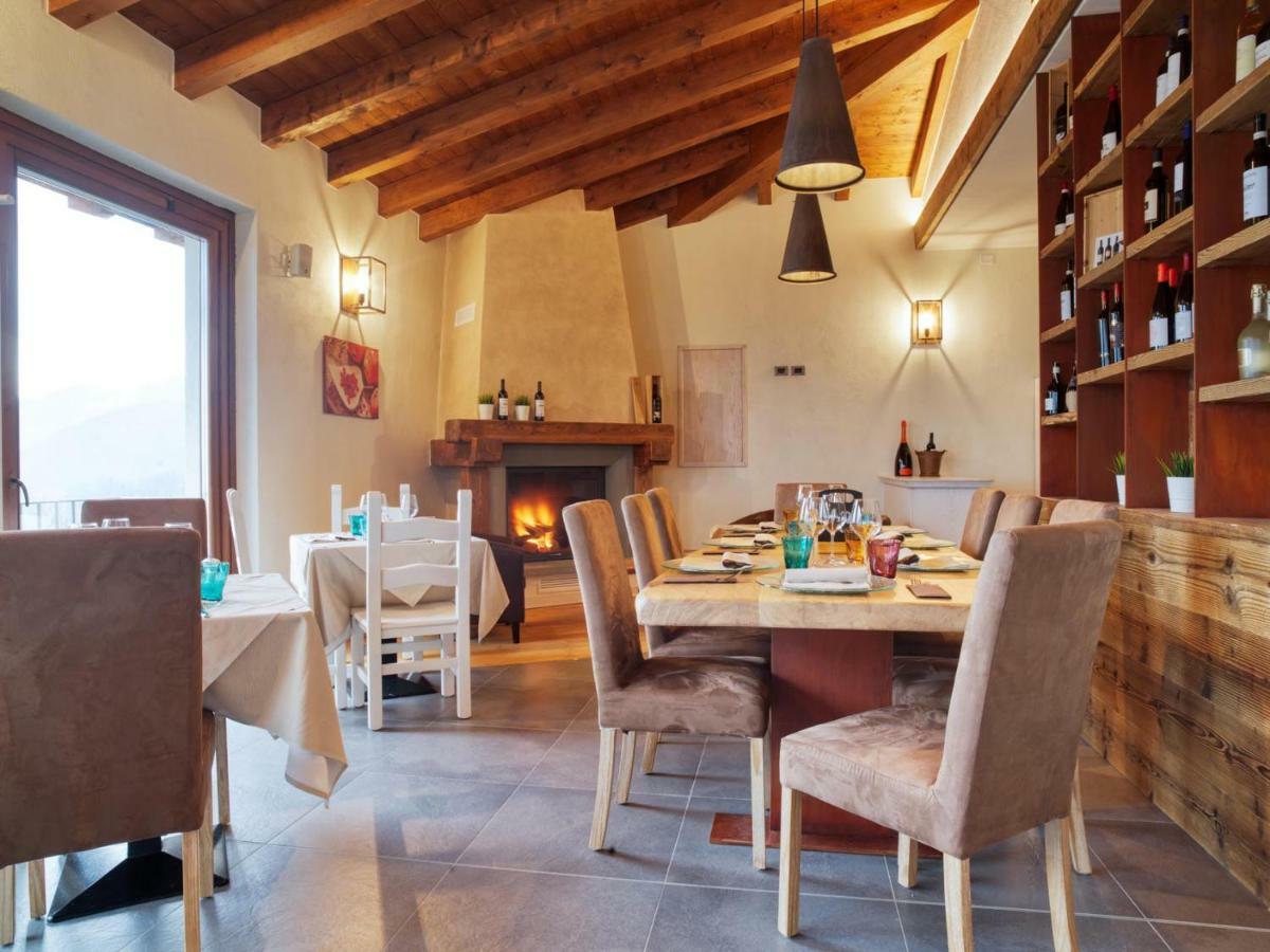 Residenza Borgo Antico Villa ปาราติโค ภายนอก รูปภาพ
