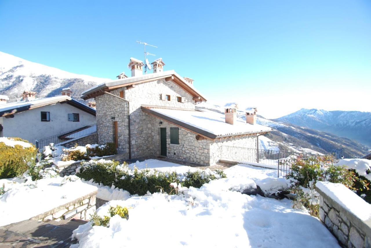 Residenza Borgo Antico Villa ปาราติโค ภายนอก รูปภาพ